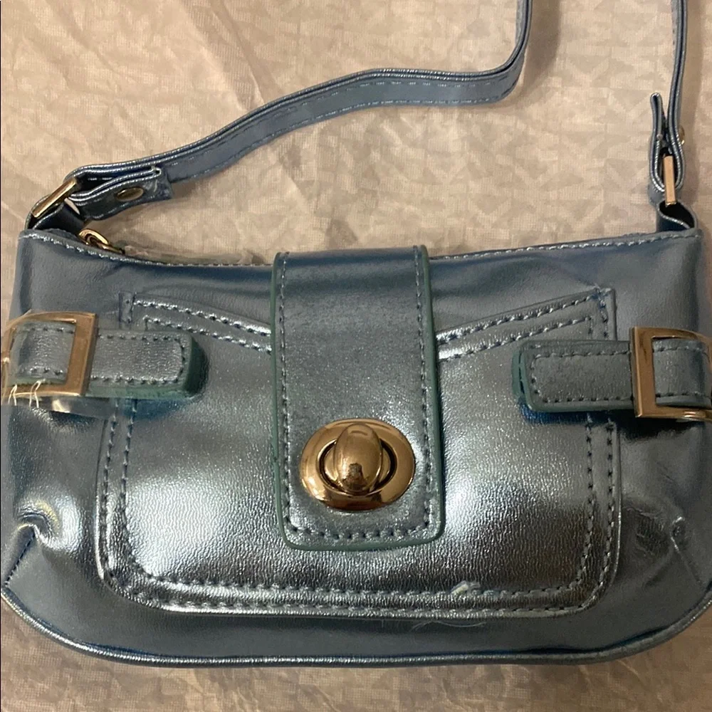 Stylish Blue Handbag